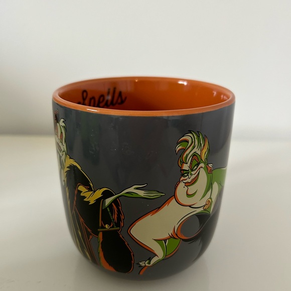 🧡🖤New Disney Villains Ceramic Halloween Mug🖤🧡 - Picture 3 of 13